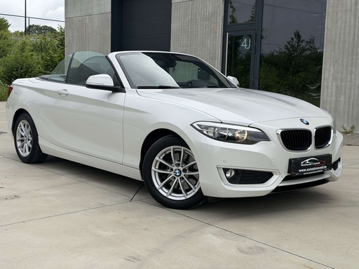 BMW 220 d Cabrio Automaat Euro 6b/ NAVI/ CAMERA/ PDC