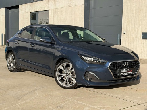 Hyundai i30 Fastback 1.4 T-GDi / CARPLAY/ PANO/ LED/ CAMERA/ KEYLESS